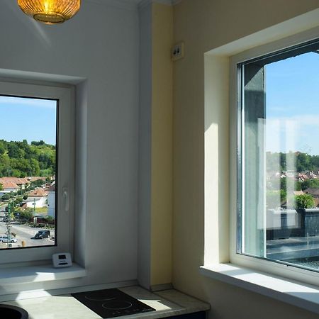 Heltau Jacuzzi Penthouse Cisnădie Eksteriør billede